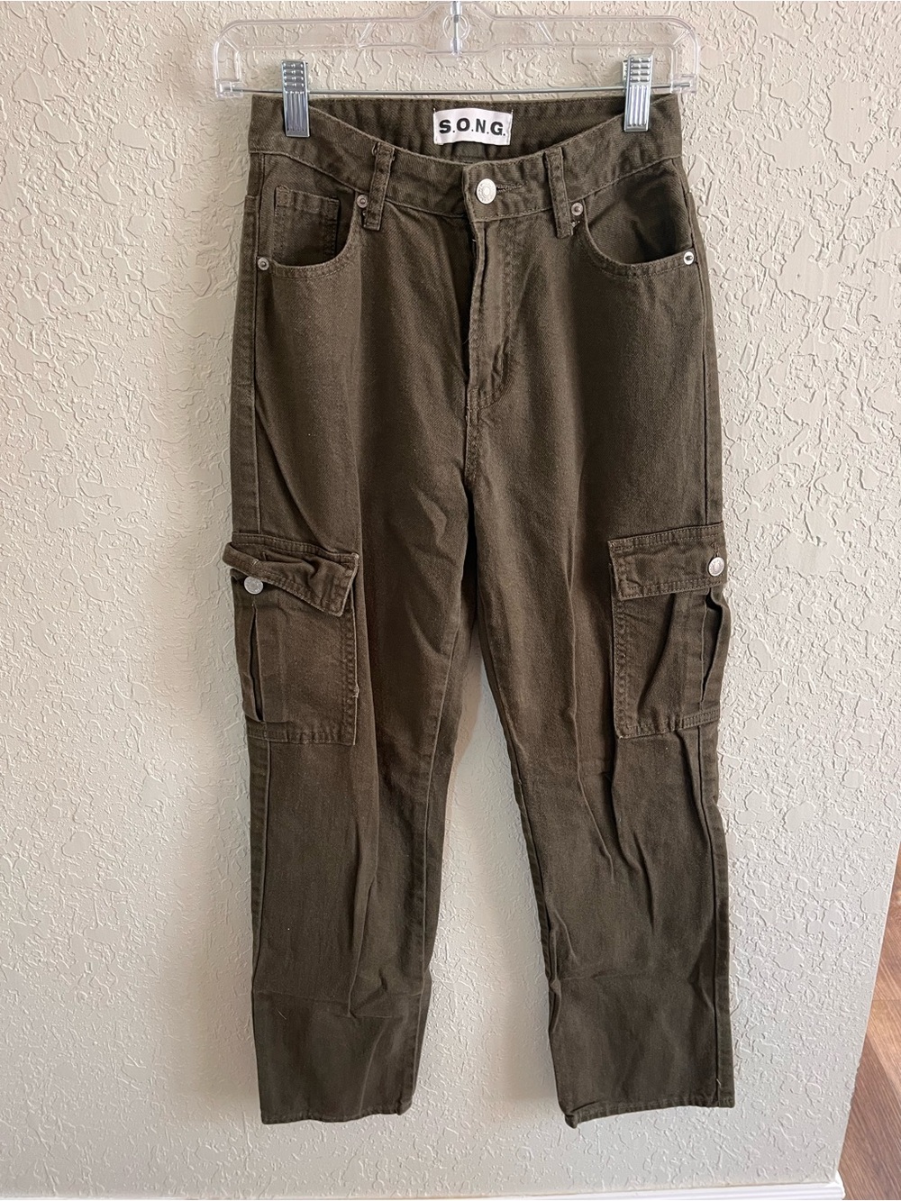 Women’s Olive Cargo Pants